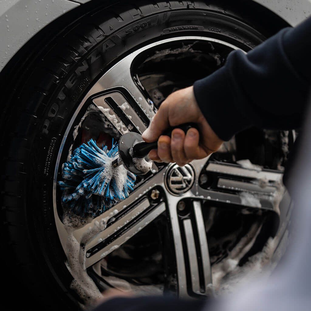 EZ Wheel Detail Brush